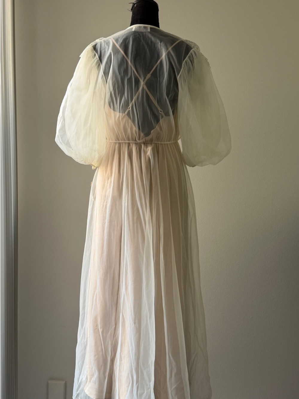 Vintage Sheer Lace Robe in Ivory - Women's Intimates - Picture 9 of 15